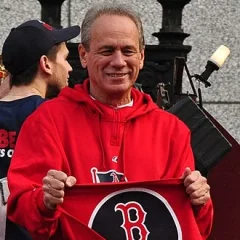 Larry Lucchino height profile photo