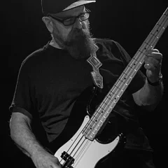 Larry Taylor height profile photo