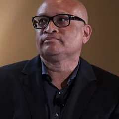 Larry Wilmore height profile photo