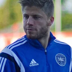 Lasse Schöne height profile photo