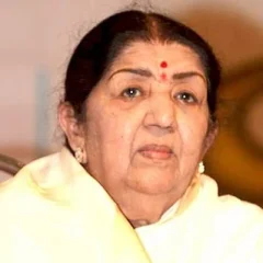 Lata Mangeshkar height profile photo