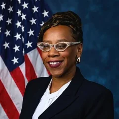 Lateefah Simon height profile photo