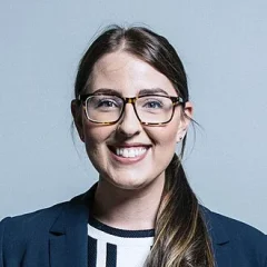 Laura Pidcock height profile photo