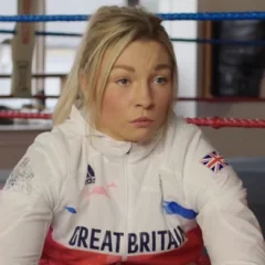 Lauren Price height profile photo