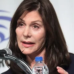 Lauren Shuler Donner height profile photo