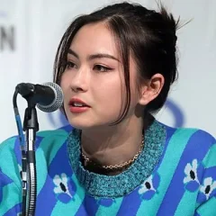 Lauren Tsai height profile photo