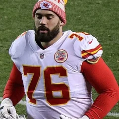 Laurent Duvernay-Tardif height profile photo