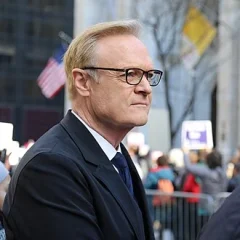 Lawrence O'Donnell height profile photo