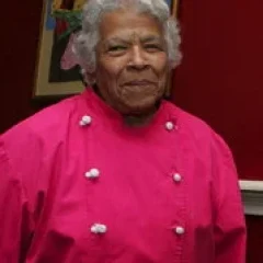 Leah Chase height profile photo