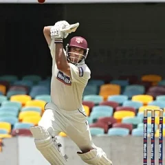 Lee Carseldine height profile photo