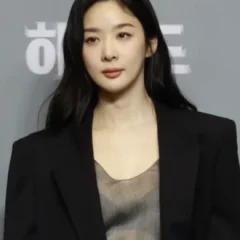 Lee Chung-ah height profile photo