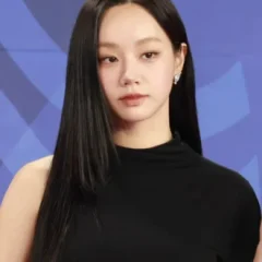Lee Hye-ri height profile photo