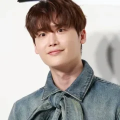 Lee Jong-suk height profile photo