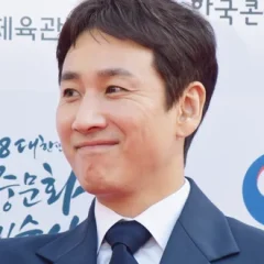 Lee Sun-kyun height profile photo