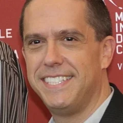 Lee Unkrich height profile photo