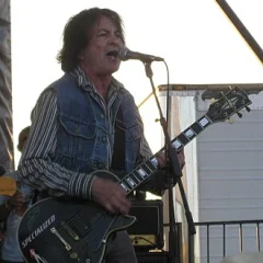 Lee Ving height profile photo