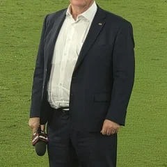 Leigh Matthews height profile photo