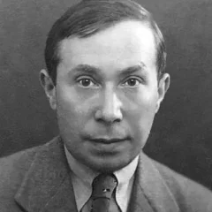 Leo Strauss height profile photo
