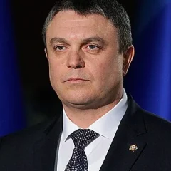 Leonid Pasechnik height profile photo