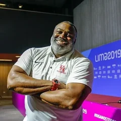 Leroy Burrell height profile photo