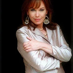 Lesley-Anne Down height profile photo