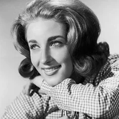 Lesley Gore height profile photo