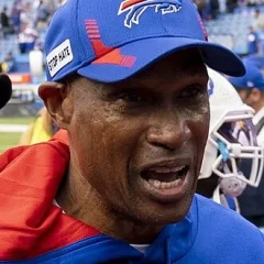 Leslie Frazier height profile photo
