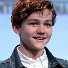 Levi Miller height profile photo