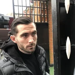 Lewis Cook (footballer, born 1997) height profile photo