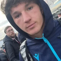 Lewis Koumas height profile photo