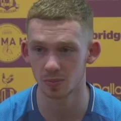 Lewis O'Brien (footballer) height profile photo