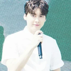 Li Yifeng height profile photo