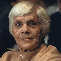 Lillian Gordy Carter height profile photo