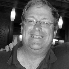 Lin Brehmer height profile photo