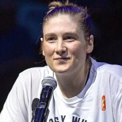 Lindsay Whalen height profile photo