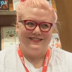 Lindy West height profile photo