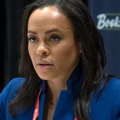 Linsey Davis height profile photo
