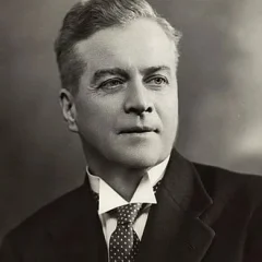 Lionel Logue height profile photo