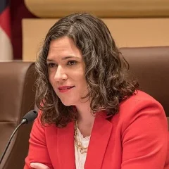 Lisa Bender height profile photo