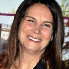 Lisa Hoffman height profile photo