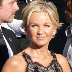 Lisa Maxwell (actress) height profile photo
