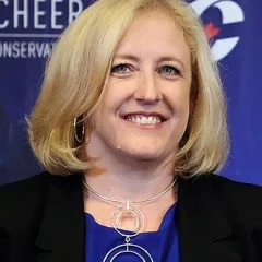 Lisa Raitt height profile photo