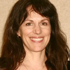 Lise Mayer height profile photo