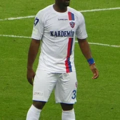 Lomana LuaLua height profile photo