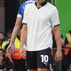 Lorent Tolaj height profile photo
