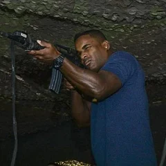Lorenz Larkin height profile photo