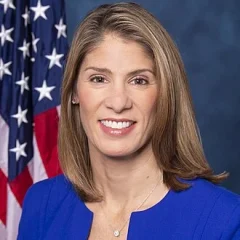 Lori Trahan height profile photo