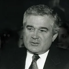 Lou Gerstner height profile photo