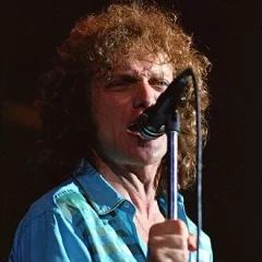 Lou Gramm height profile photo
