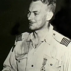 Lou Spence height profile photo